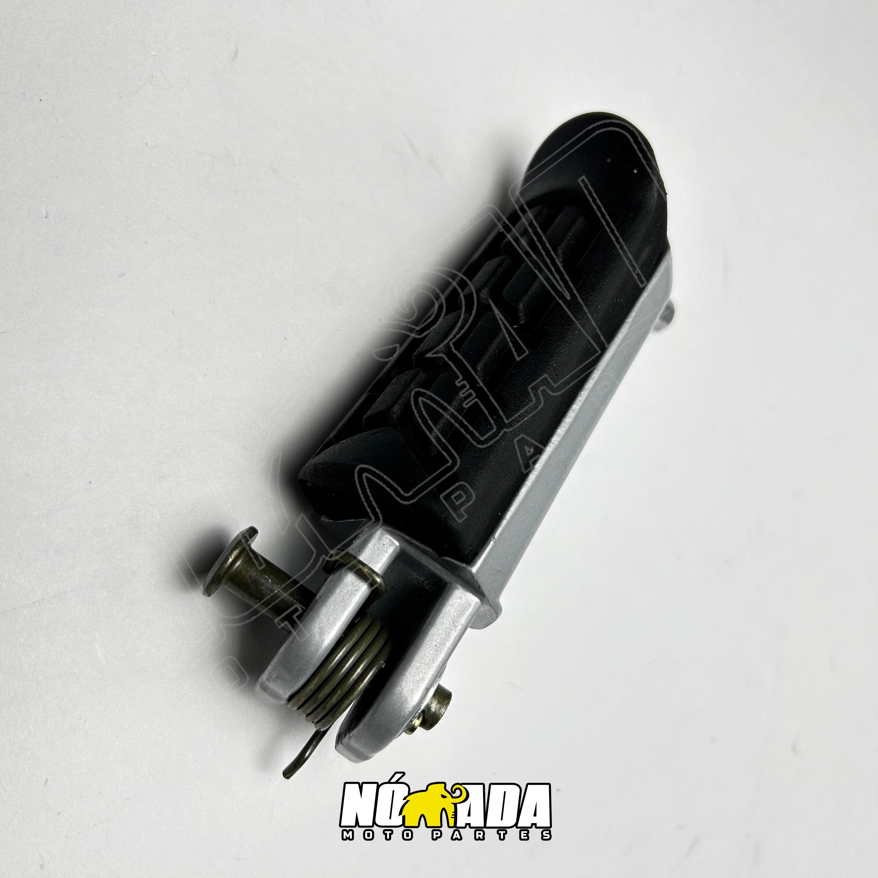 REPOSAPIES DELANTERO DERECHO TVS APACHE RTR 160 2V-180, 160 4V-200,200 FI, RAIDER NOMADA MOTOPARTES