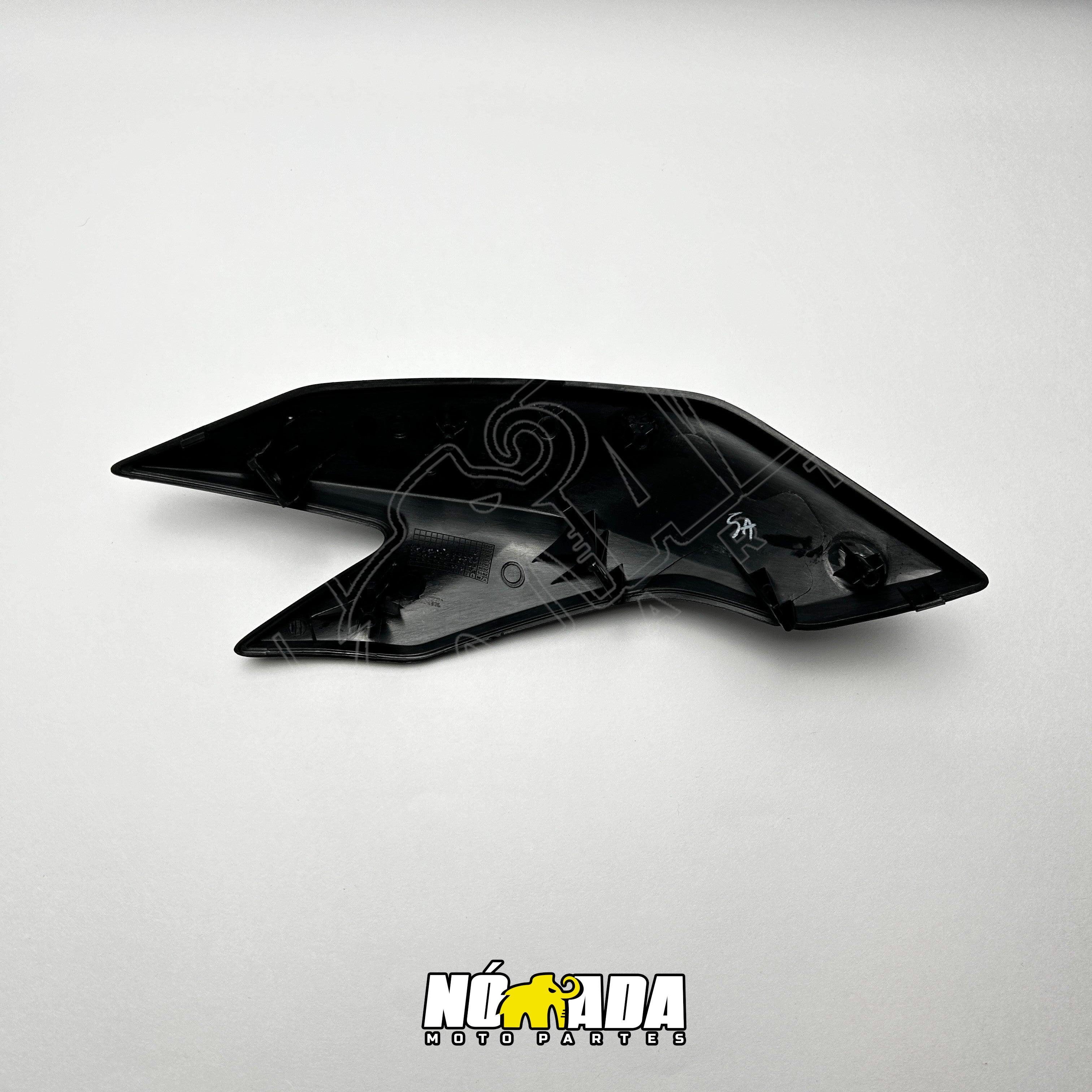 CUBIERTA DE CARENAJE - CACHETE IZQUIERDO TVS APACHE 160/200 4 V ABS NOMADA MOTOPARTES