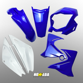 KIT YAMAHA XTZ 125 AZUL - TAPAS LATERALES BLANCAS + CORTAVIENTOS Y CALCA GRATIS