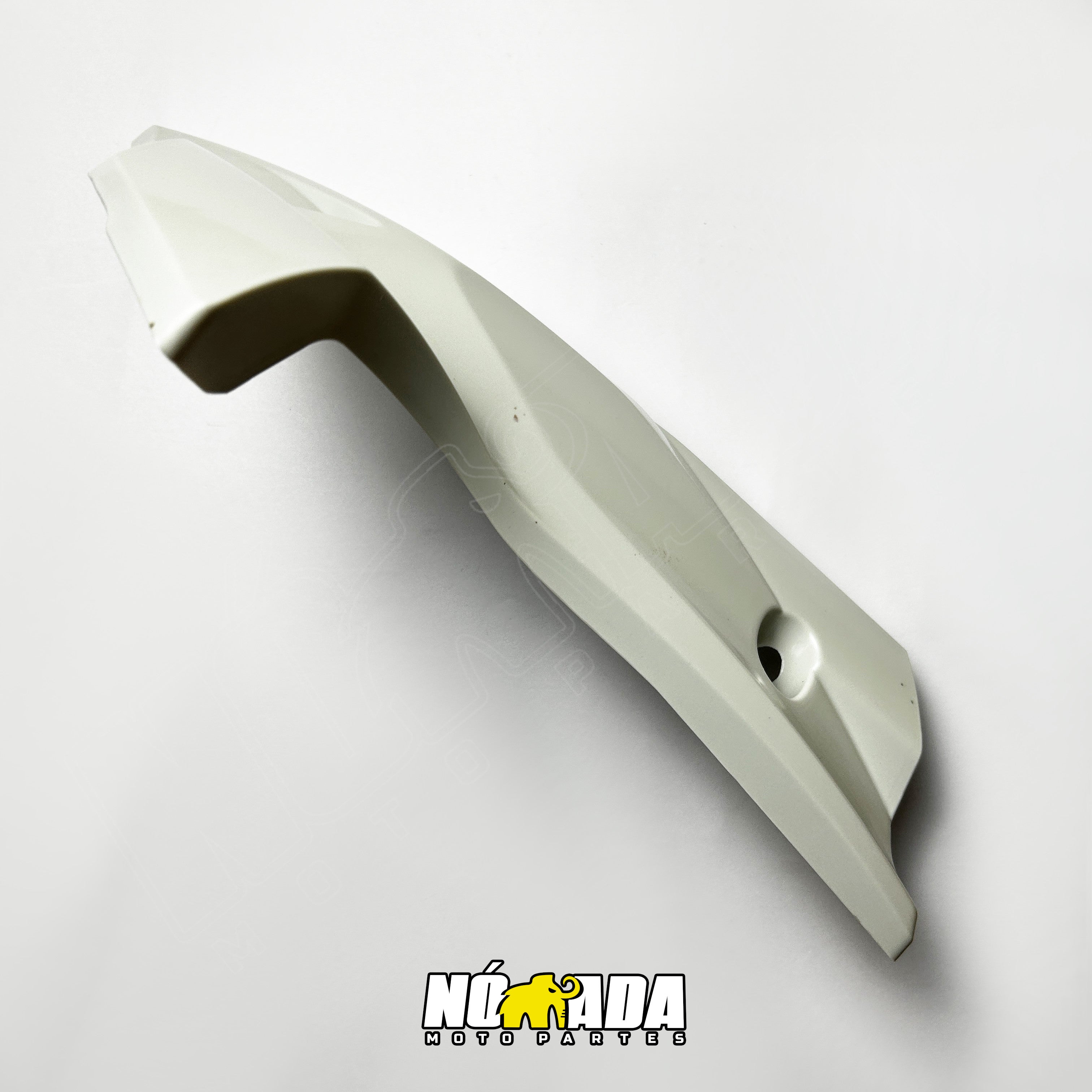 QUILLA MOTOR DERECHA TVS APACHE RTR 160 2V - 180